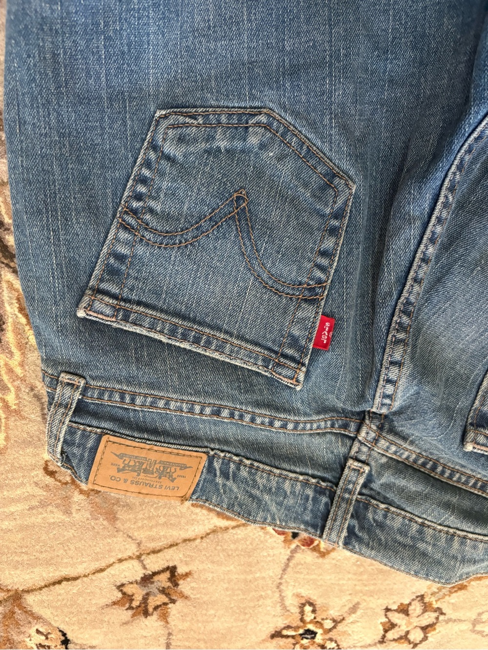 Levi's Blue Flared Women's Jeans - Picture 6 of 7